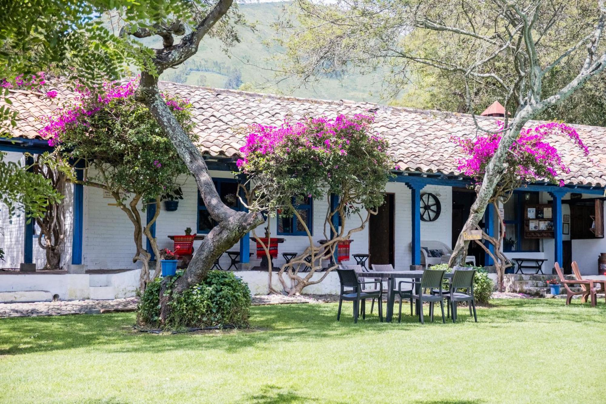 Hotel Hacienda San Francisco Tumbabiro Esterno foto